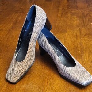 Vintage Stuart Weitzman ~ Sz 5 ~ Leather Pumps ~ *Excellent Vintage Condition